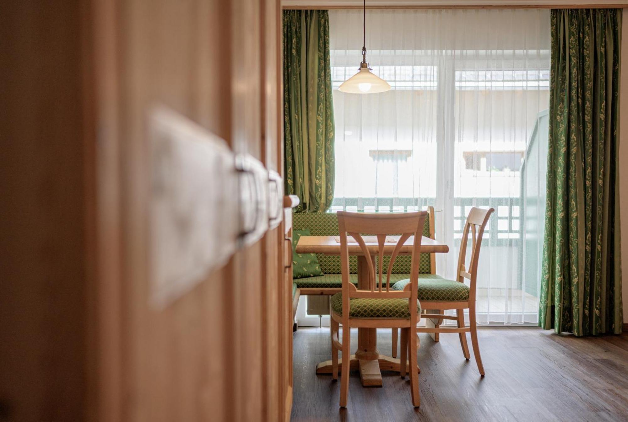 Hotel Sureghes Ortisei Zewnętrze zdjęcie