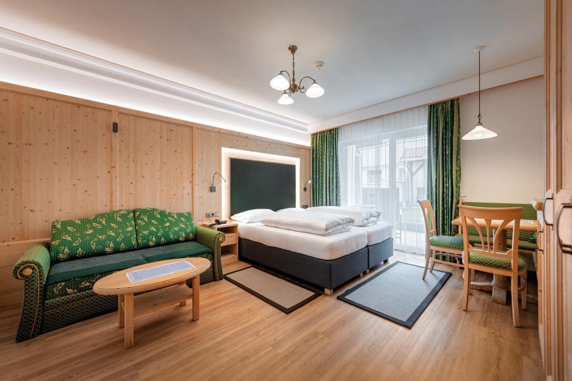 Hotel Sureghes Ortisei Zewnętrze zdjęcie