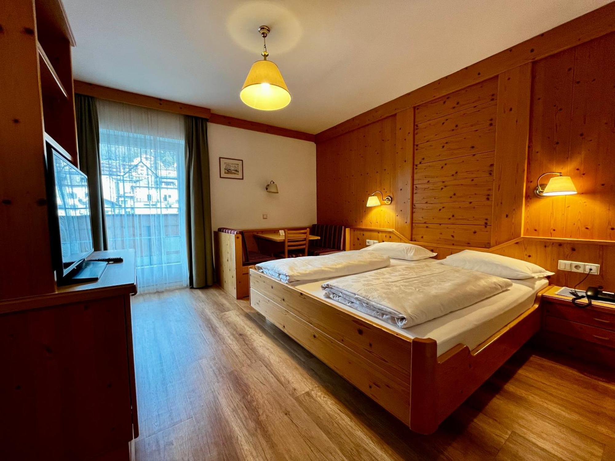 Hotel Sureghes Ortisei Zewnętrze zdjęcie